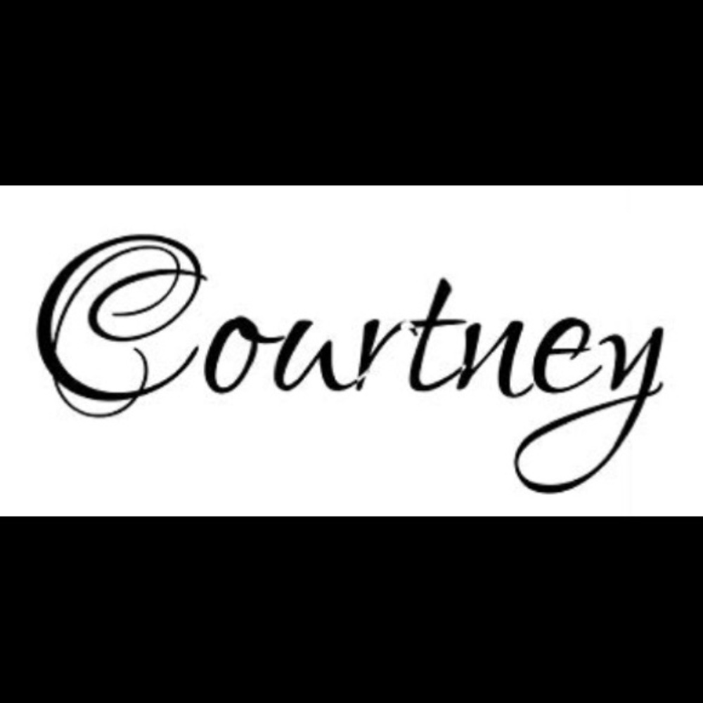 Meet your Posher, Courtney